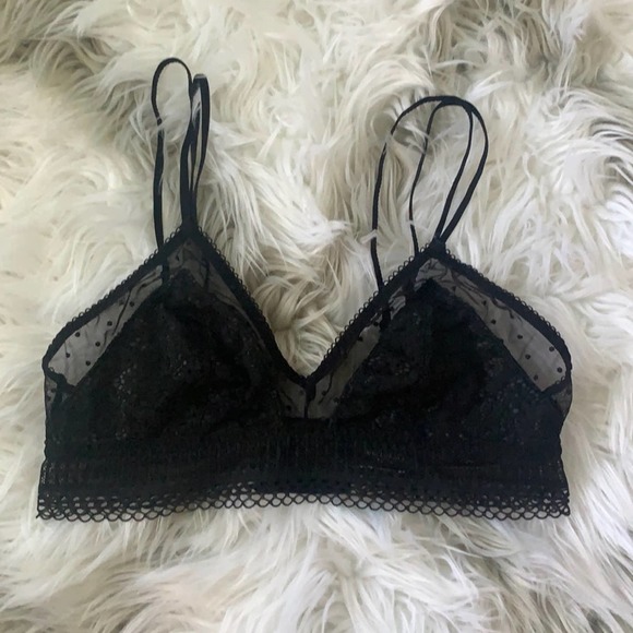 Victoria’s Secret Black Lacy Bralette Sz Medium - Picture 1 of 10
